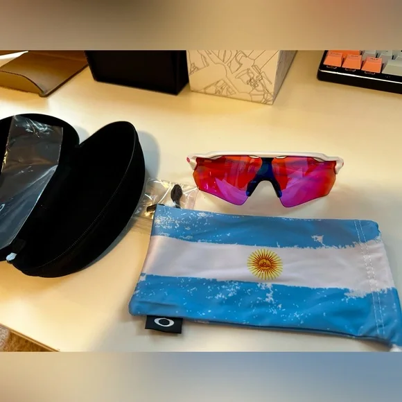 Oakley Radar Path Sunglass Brand New - Picture 5 of 5